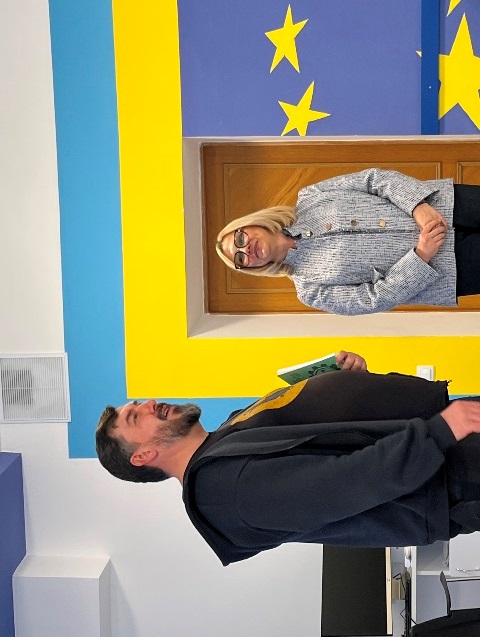 Завідувачка кафедри психології, проф. Марина Орап та лектор Ілля Новіков